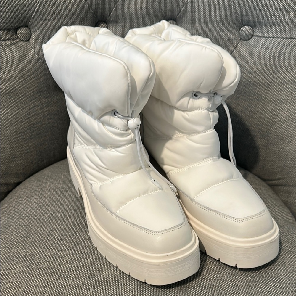 Sam Edelman White Ankle Booties with Quilted Design
